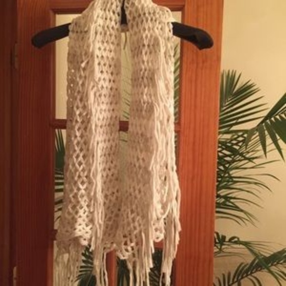 Free People Cream Crochet Blanket Wrap/Scarf - Picture 2 of 4